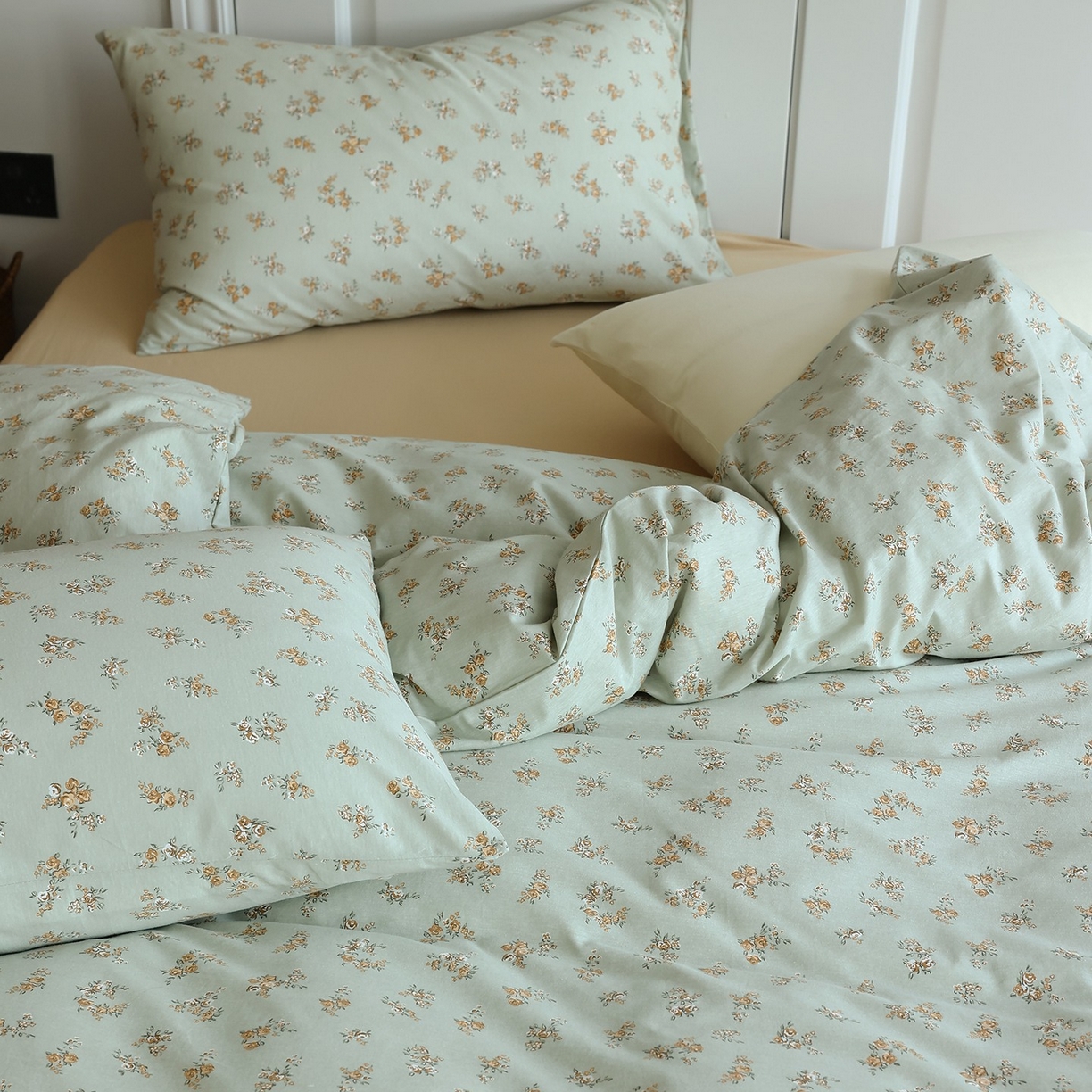 91家纺网 家纺一手货源 找家纺 爱丽丝 2025新款亲肤舒适针织棉四件套系列 复古玫瑰