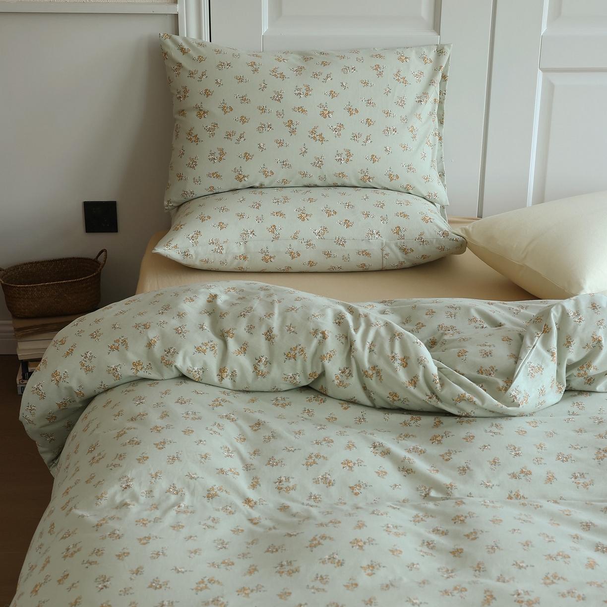 91家纺网 家纺一手货源 找家纺 爱丽丝 2025新款亲肤舒适针织棉四件套系列 复古玫瑰