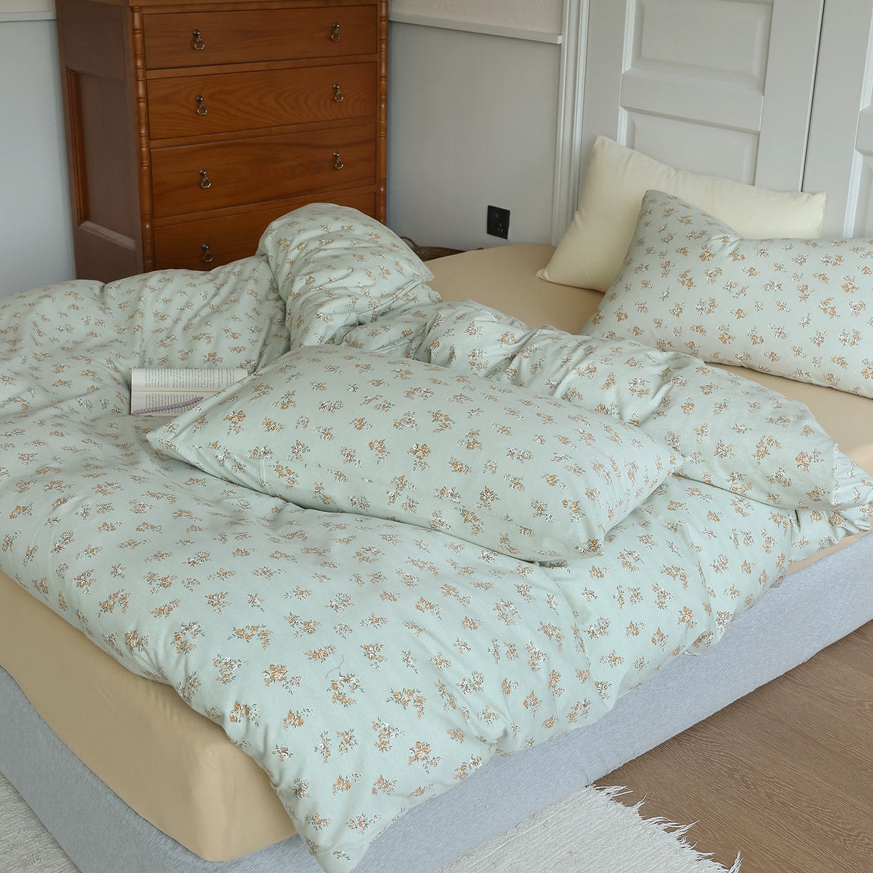 91家纺网 家纺一手货源 找家纺 爱丽丝 2025新款亲肤舒适针织棉四件套系列 复古玫瑰