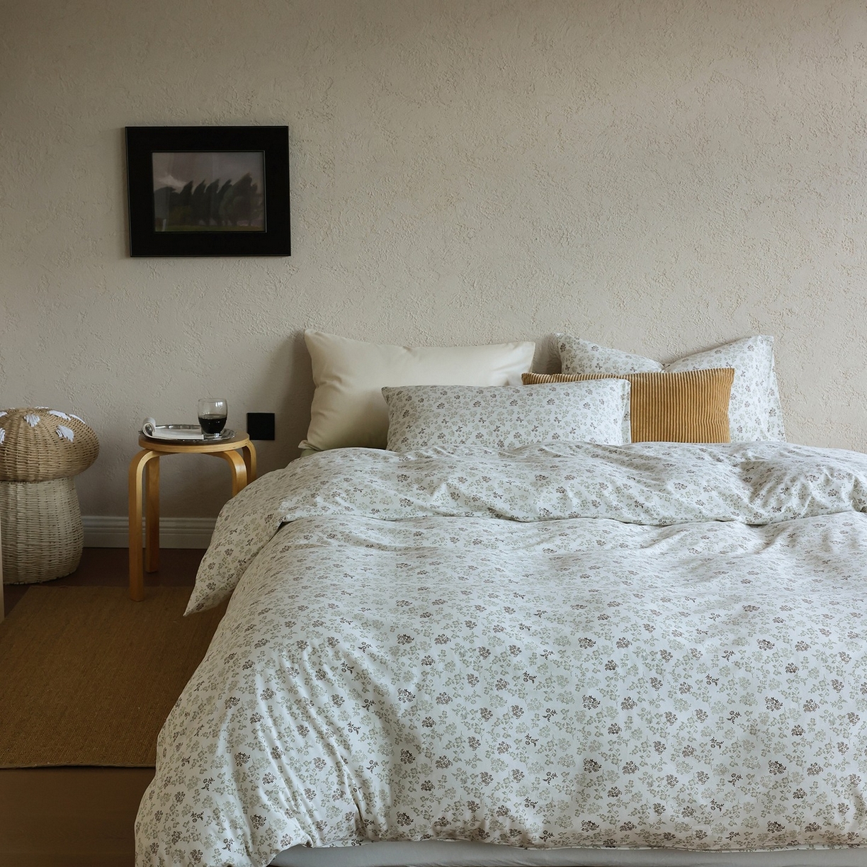 91家纺网 家纺一手货源 找家纺 爱丽丝 2025新款亲肤舒适针织棉四件套系列 桃花朵朵绿