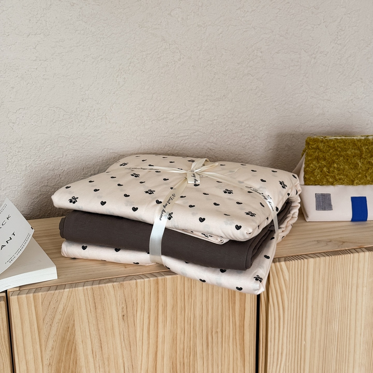 91家纺网 家纺一手货源 找家纺 爱丽丝 2025新款亲肤舒适针织棉四件套系列 甜心