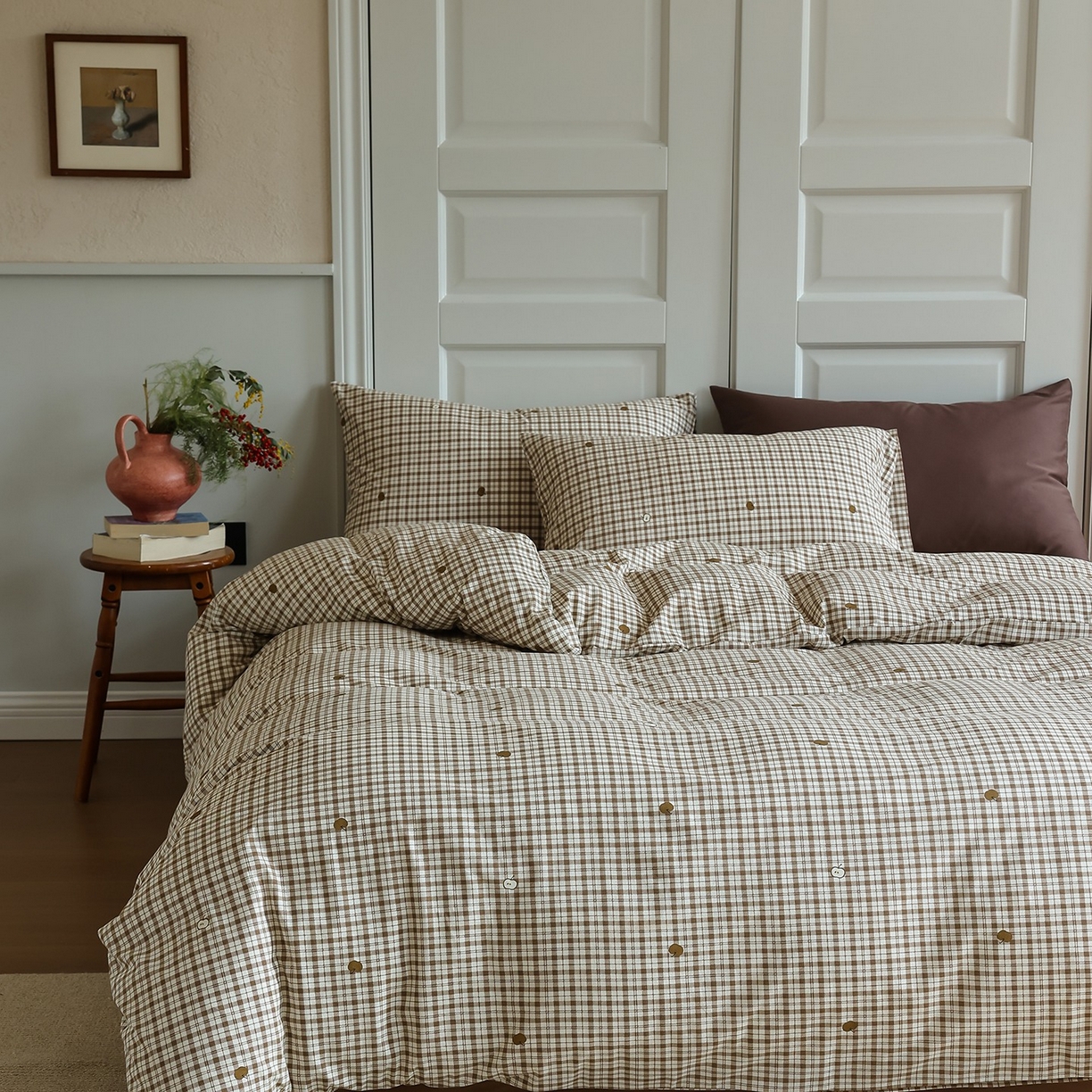 91家纺网 家纺一手货源 找家纺 爱丽丝 2025新款亲肤舒适针织棉四件套系列 条纹苹果咖