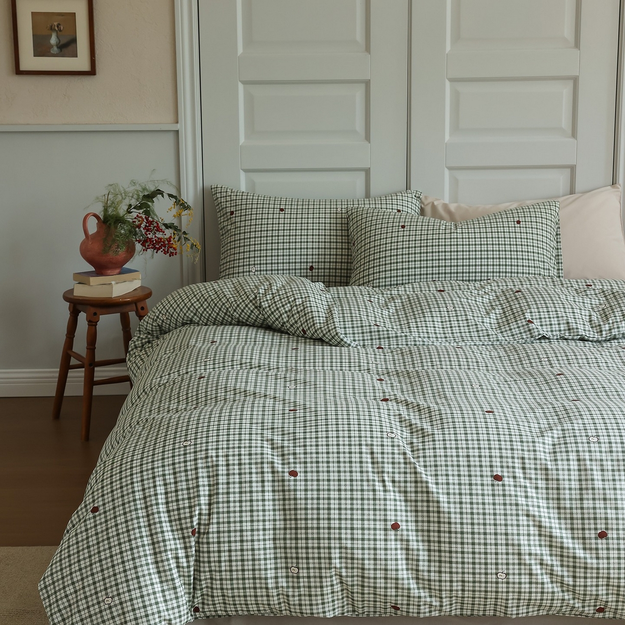 91家纺网 家纺一手货源 找家纺 爱丽丝 2025新款亲肤舒适针织棉四件套系列 条纹苹果绿