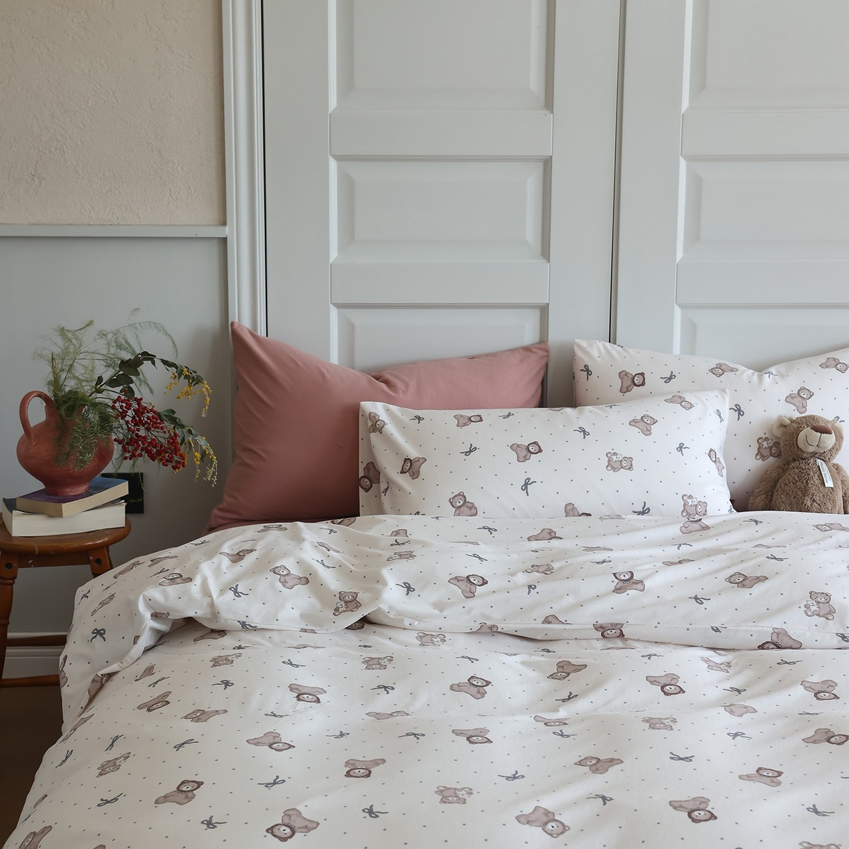 91家纺网 家纺一手货源 找家纺 爱丽丝 2025新款亲肤舒适针织棉四件套系列 维尼熊