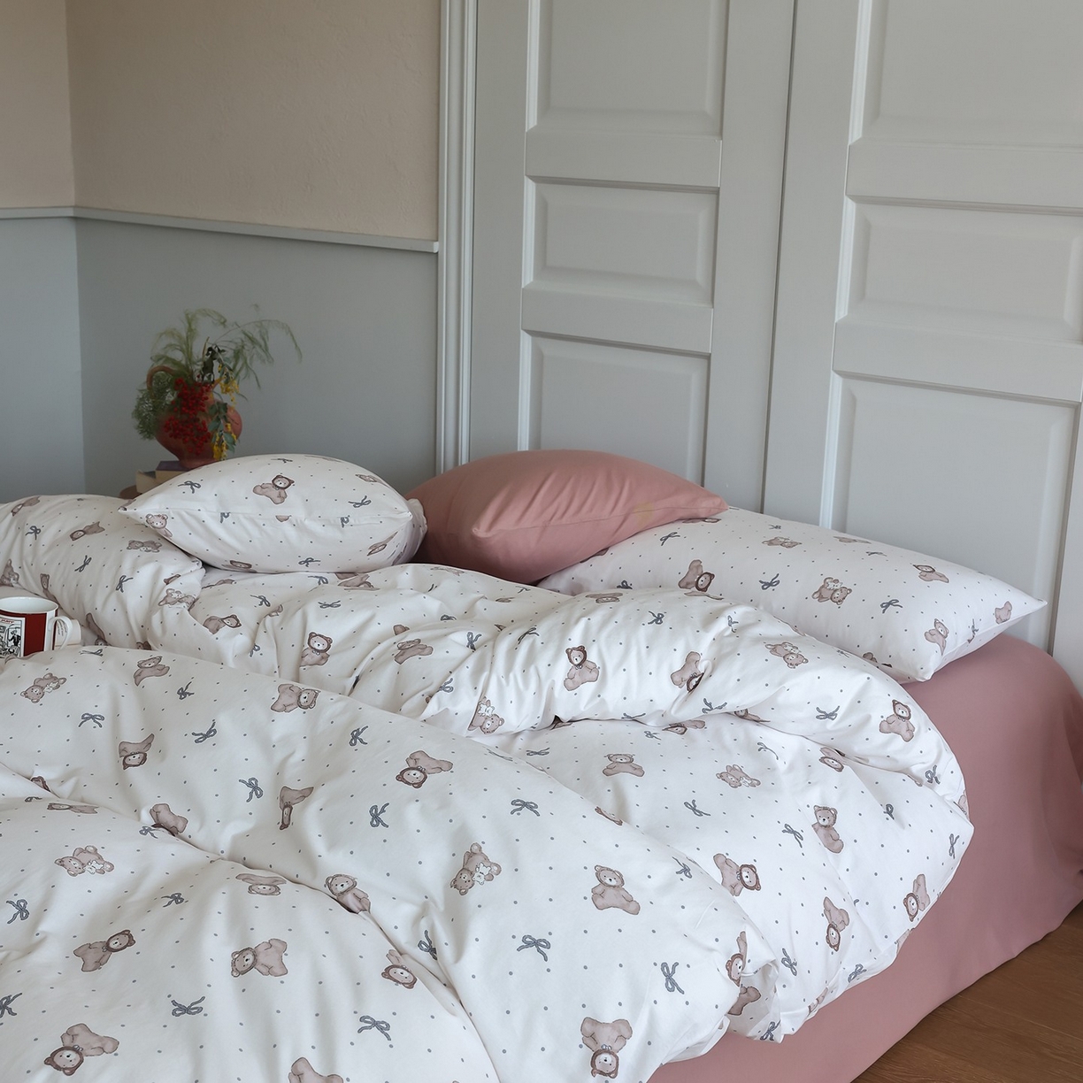 91家纺网 家纺一手货源 找家纺 爱丽丝 2025新款亲肤舒适针织棉四件套系列 维尼熊