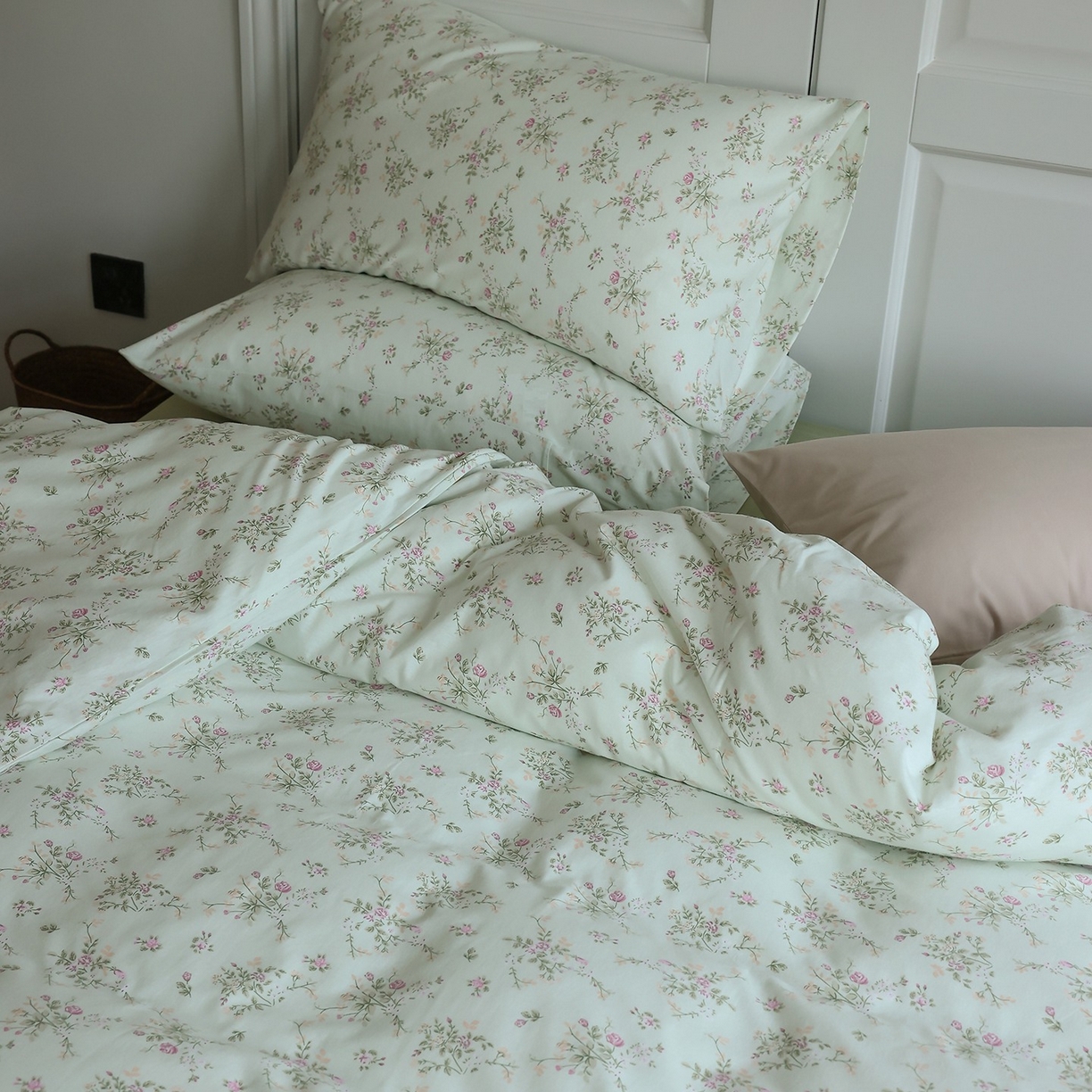 91家纺网 家纺一手货源 找家纺 爱丽丝 2025新款亲肤舒适针织棉四件套系列 夏花绿