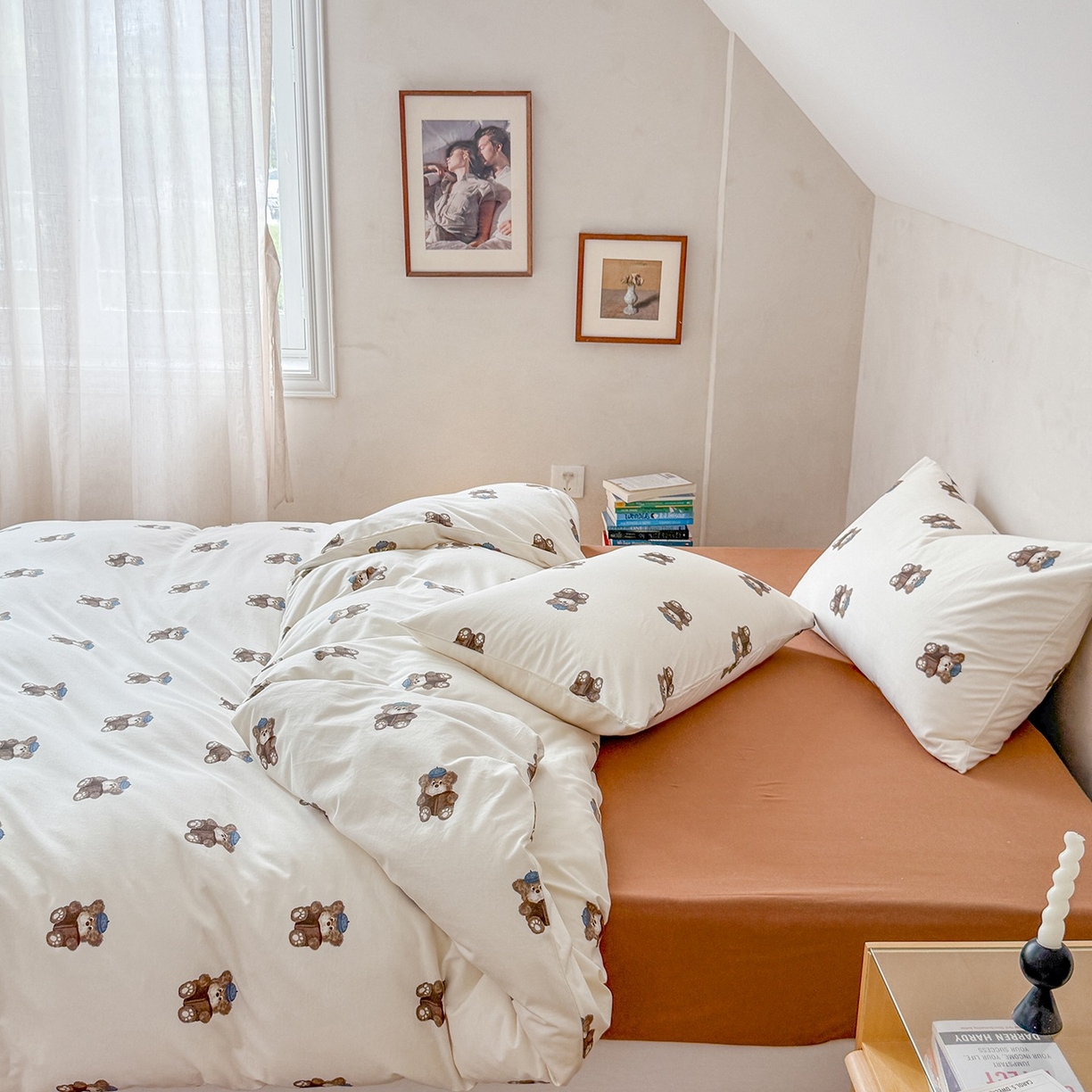 91家纺网 家纺一手货源 找家纺 爱丽丝 2025新款亲肤舒适针织棉四件套系列 小熊假日