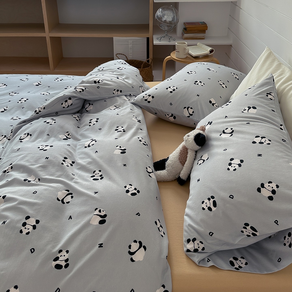 91家纺网 家纺一手货源 找家纺 爱丽丝 2025新款亲肤舒适针织棉四件套系列 小熊毛灰