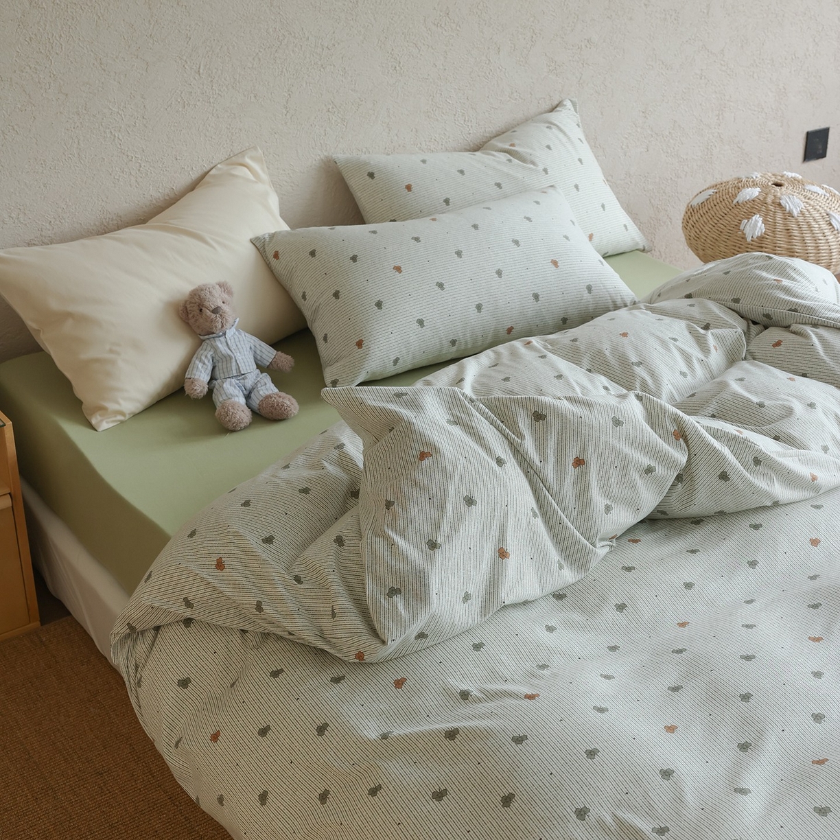 91家纺网 家纺一手货源 找家纺 爱丽丝 2025新款亲肤舒适针织棉四件套系列 幸运叶绿