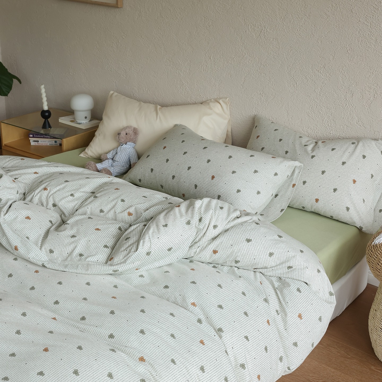 91家纺网 家纺一手货源 找家纺 爱丽丝 2025新款亲肤舒适针织棉四件套系列 幸运叶绿