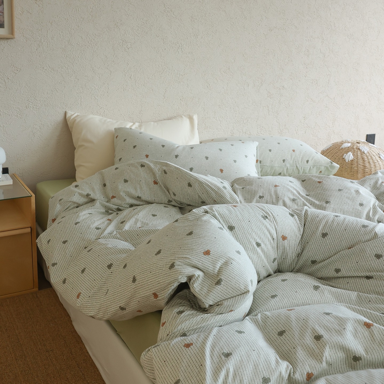 91家纺网 家纺一手货源 找家纺 爱丽丝 2025新款亲肤舒适针织棉四件套系列 幸运叶绿