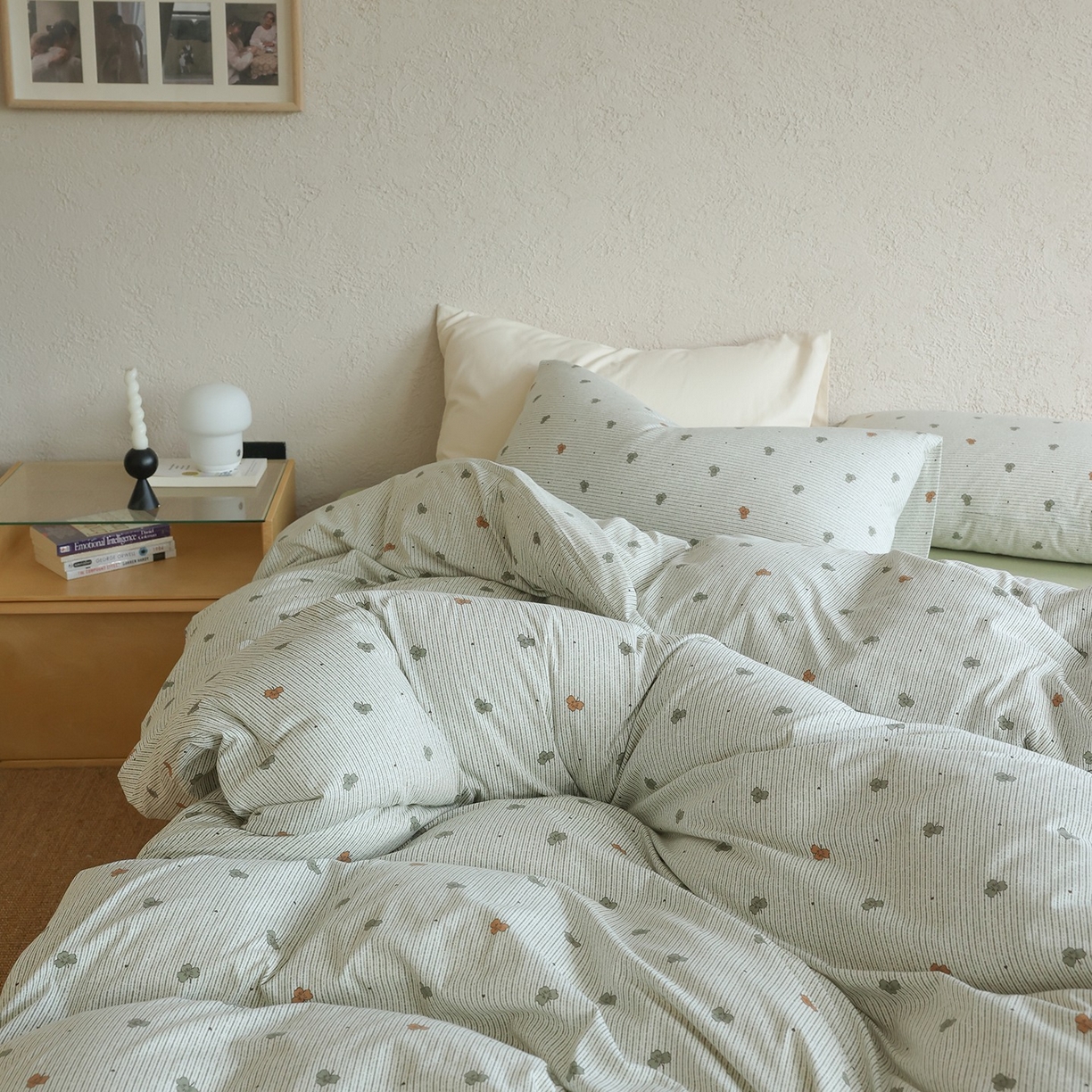 91家纺网 家纺一手货源 找家纺 爱丽丝 2025新款亲肤舒适针织棉四件套系列 幸运叶绿