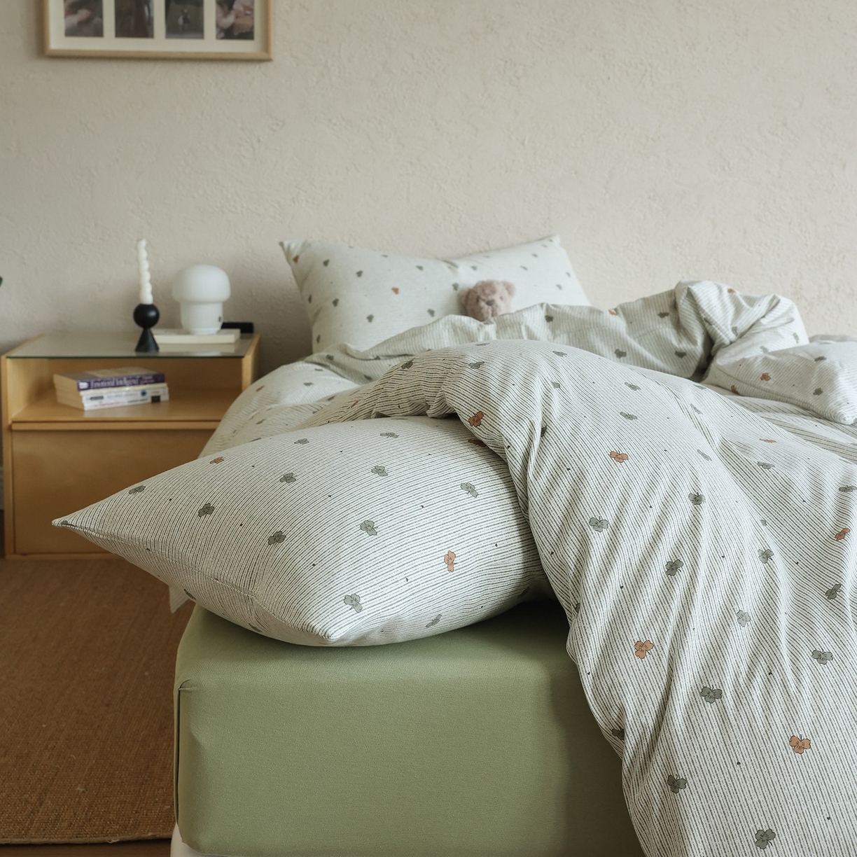 91家纺网 家纺一手货源 找家纺 爱丽丝 2025新款亲肤舒适针织棉四件套系列 幸运叶绿