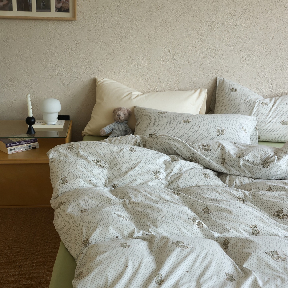 91家纺网 家纺一手货源 找家纺 爱丽丝 2025新款亲肤舒适针织棉四件套系列 熊熊乐园绿