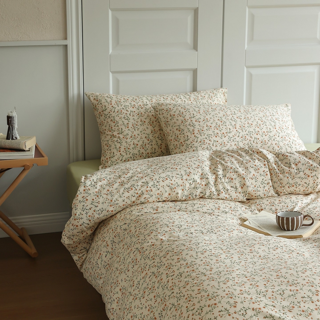 91家纺网 家纺一手货源 找家纺 爱丽丝 2025新款亲肤舒适针织棉四件套系列 迎春花卡其