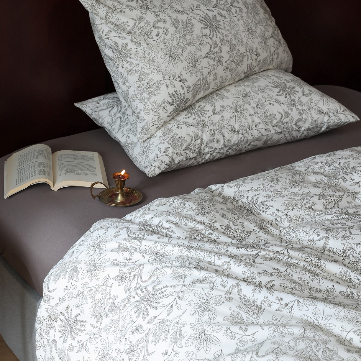 91家纺网 家纺一手货源 找家纺 爱丽丝 2025新款亲肤舒适针织棉四件套系列 枝秋灰