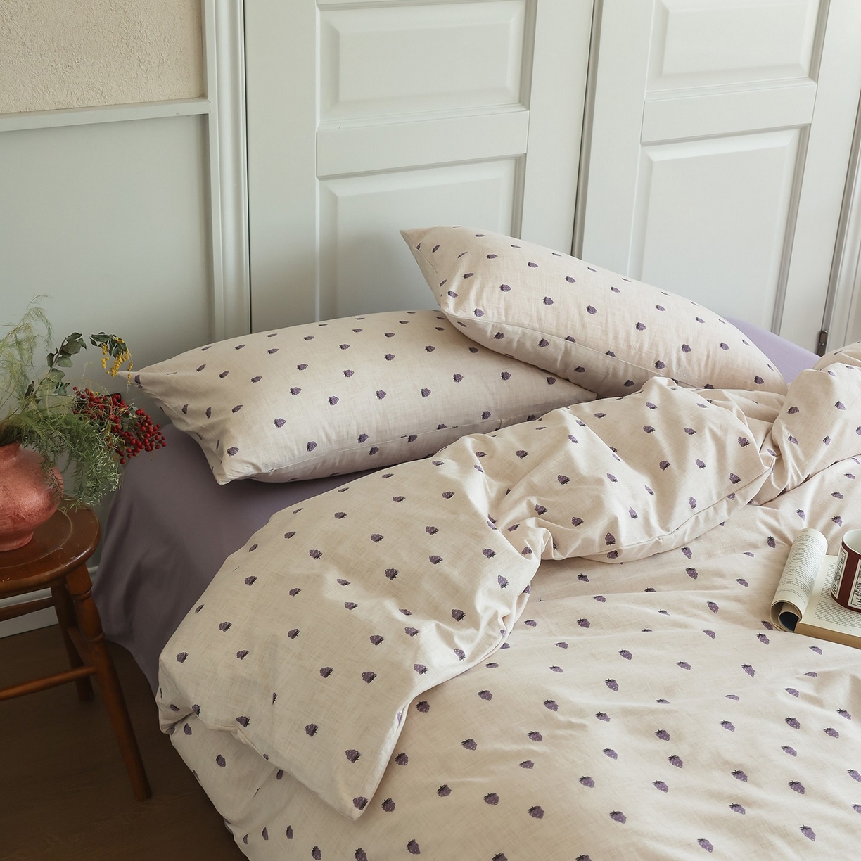 91家纺网 家纺一手货源 找家纺 爱丽丝 2025新款亲肤舒适针织棉四件套系列 紫葡萄