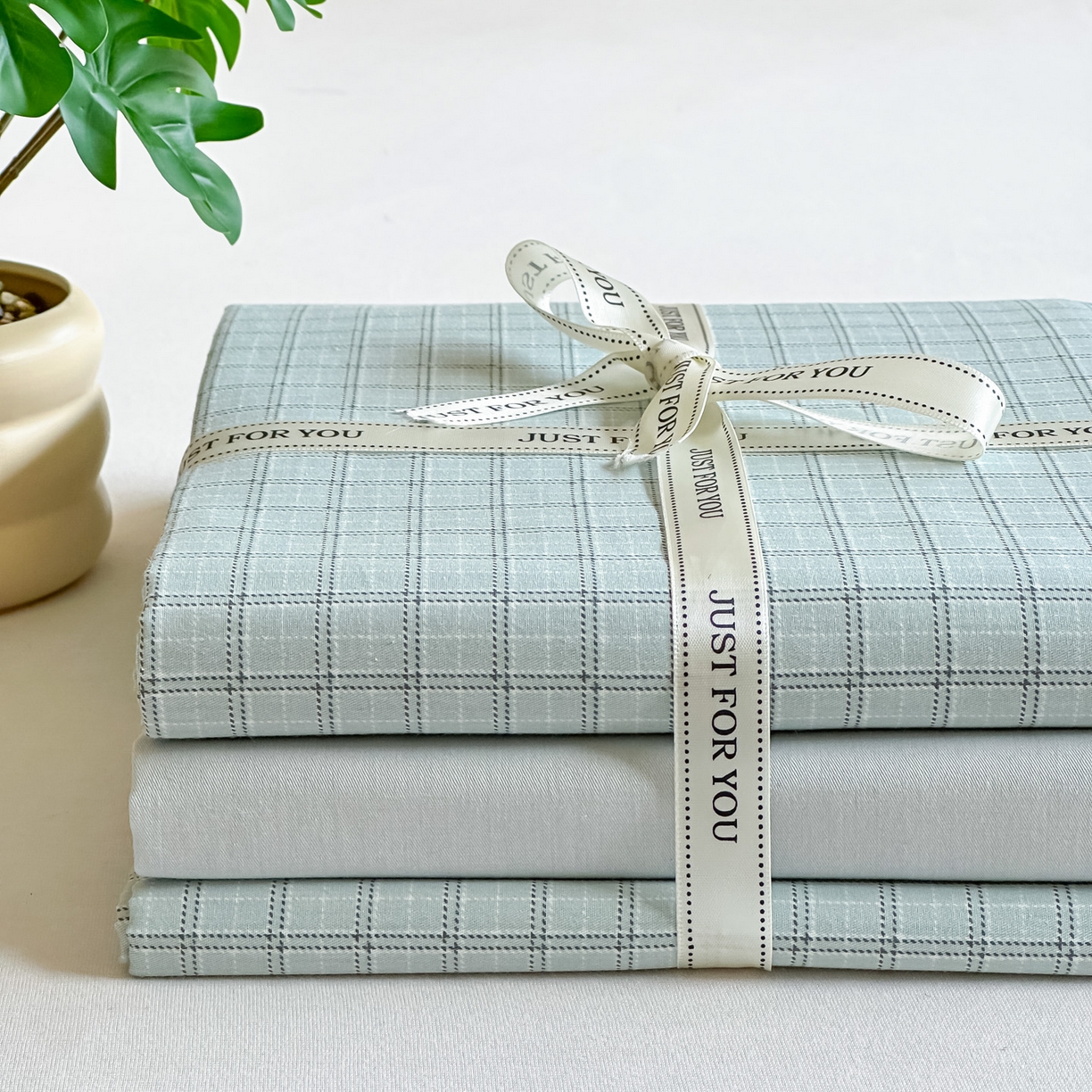 91家纺网 家纺一手货源 找家纺 芙绣家纺 2025新款A类全棉小清新印花单被套单枕套学生单品系列 格子蓝