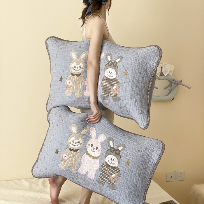 91家纺网 家纺一手货源 找家纺 麻依 2025新款软萌四层全棉纱布枕套 伙伴拉布