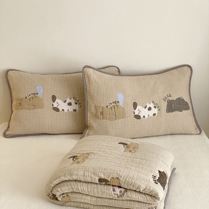 91家纺网 家纺一手货源 找家纺 麻依 2025新款软萌四层全棉纱布枕套 趴趴动物