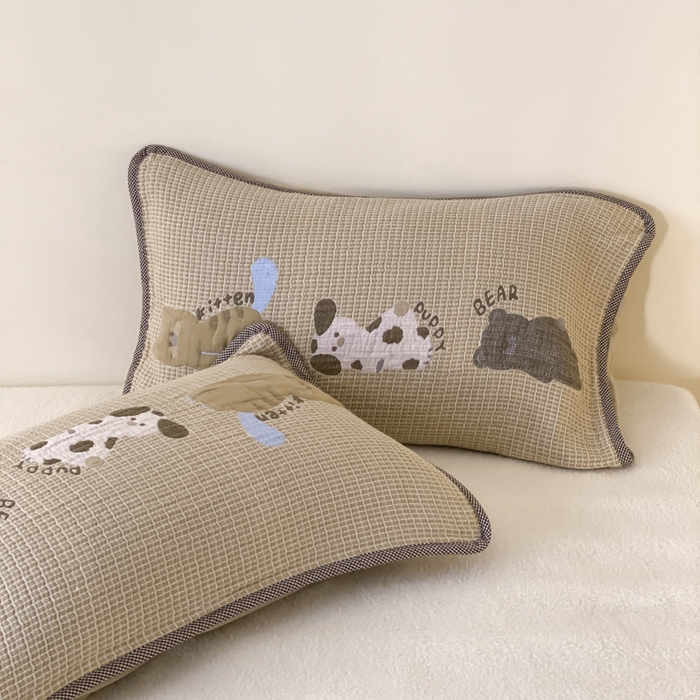 91家纺网 家纺一手货源 找家纺 麻依 2025新款软萌四层全棉纱布枕套 趴趴动物