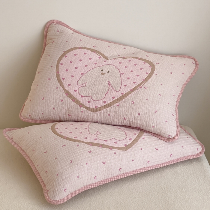 91家纺网 家纺一手货源 找家纺 麻依 2025新款软萌四层全棉纱布枕套 新月兔