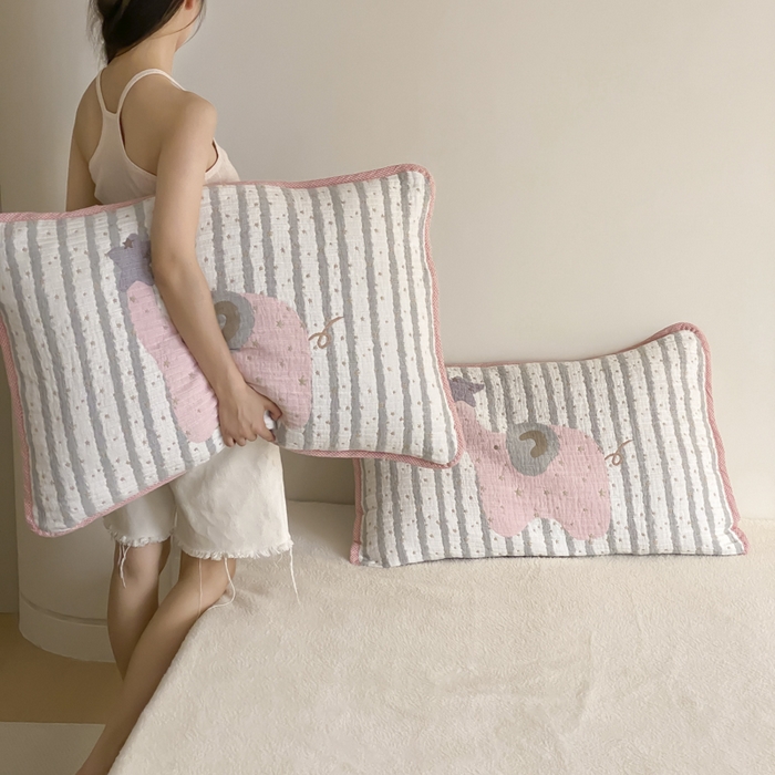 91家纺网 家纺一手货源 找家纺 麻依 2025新款软萌四层全棉纱布枕套 星星粉象