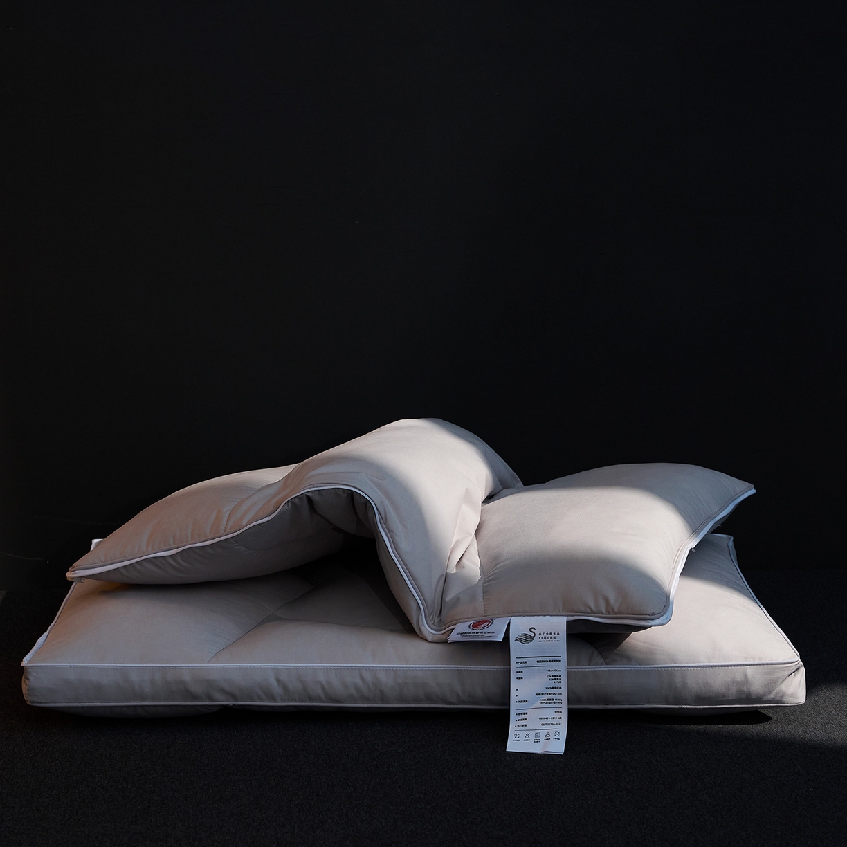 91家纺网 家纺一手货源 找家纺 （总）乐可 2025新款慢回弹鹅绒调节枕记忆棉枕头枕芯