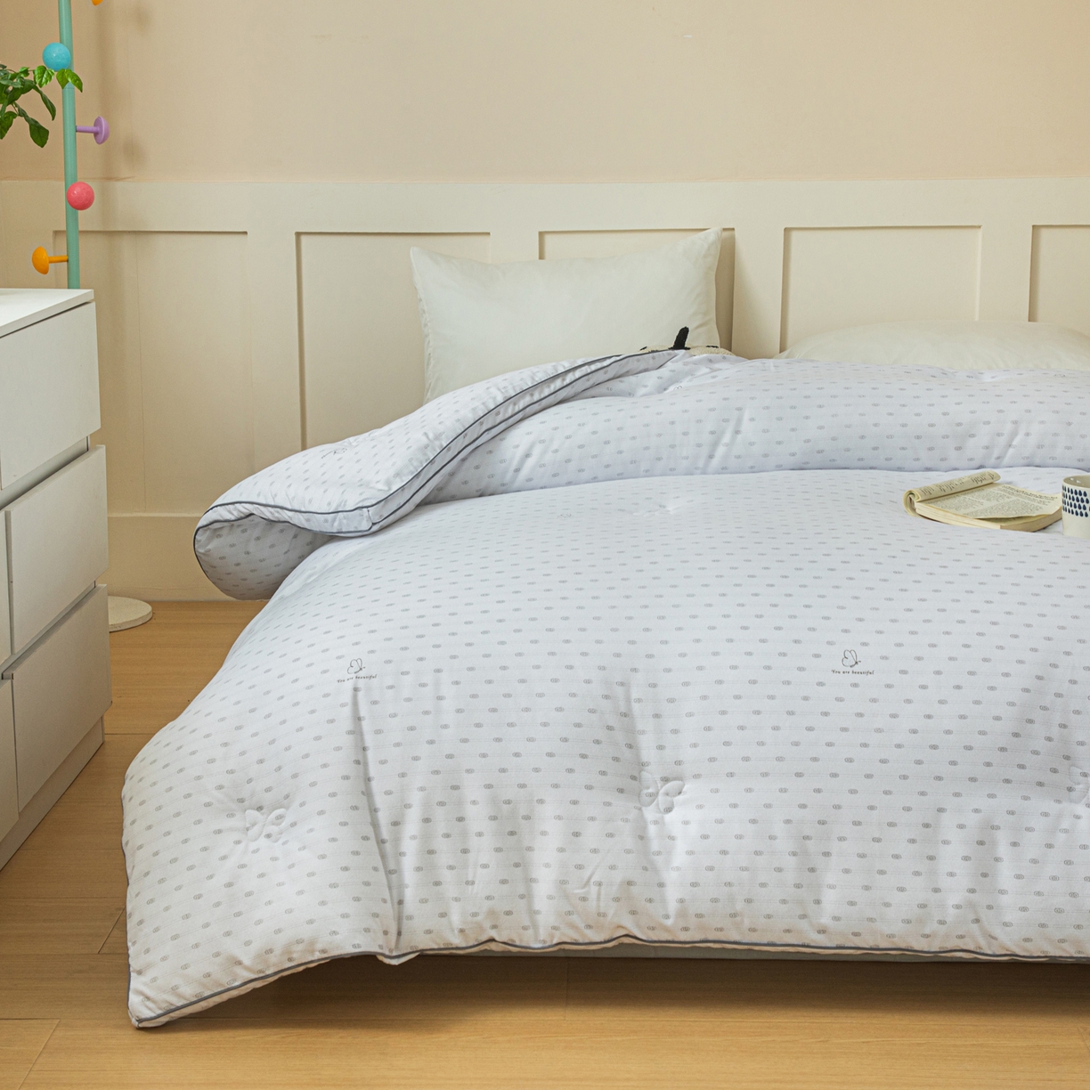 91家纺网 家纺一手货源 找家纺 大世界被王 2025新款印花立体暖绒冬被被子被芯 极简圆纹-灰