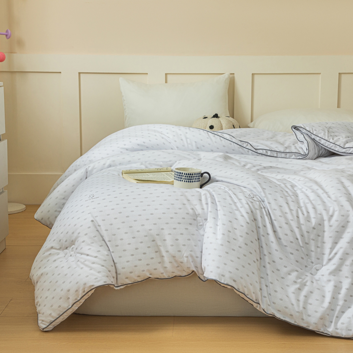 91家纺网 家纺一手货源 找家纺 大世界被王 2025新款印花立体暖绒冬被被子被芯 极简圆纹-灰