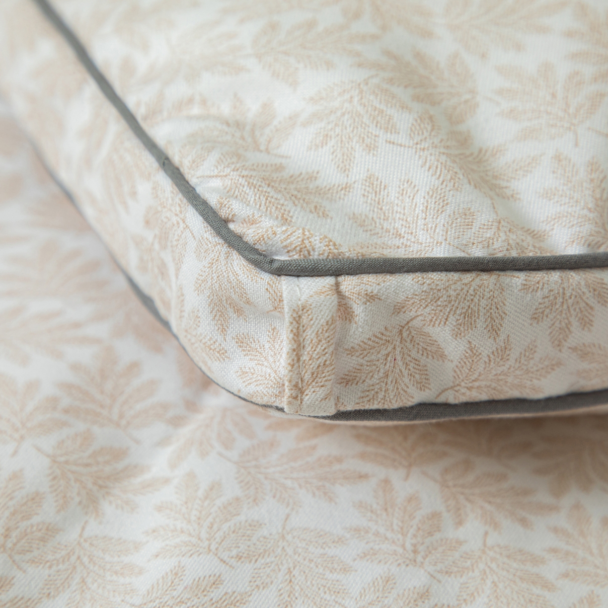 91家纺网 家纺一手货源 找家纺 大世界被王 2025新款印花立体暖绒冬被被子被芯 叶韵咖