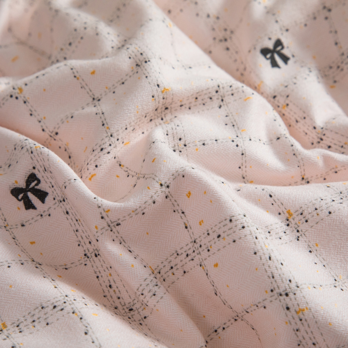 91家纺网 家纺一手货源 找家纺 （总）大世界被王 2025新款蝴蝶结花边冬被被子被芯