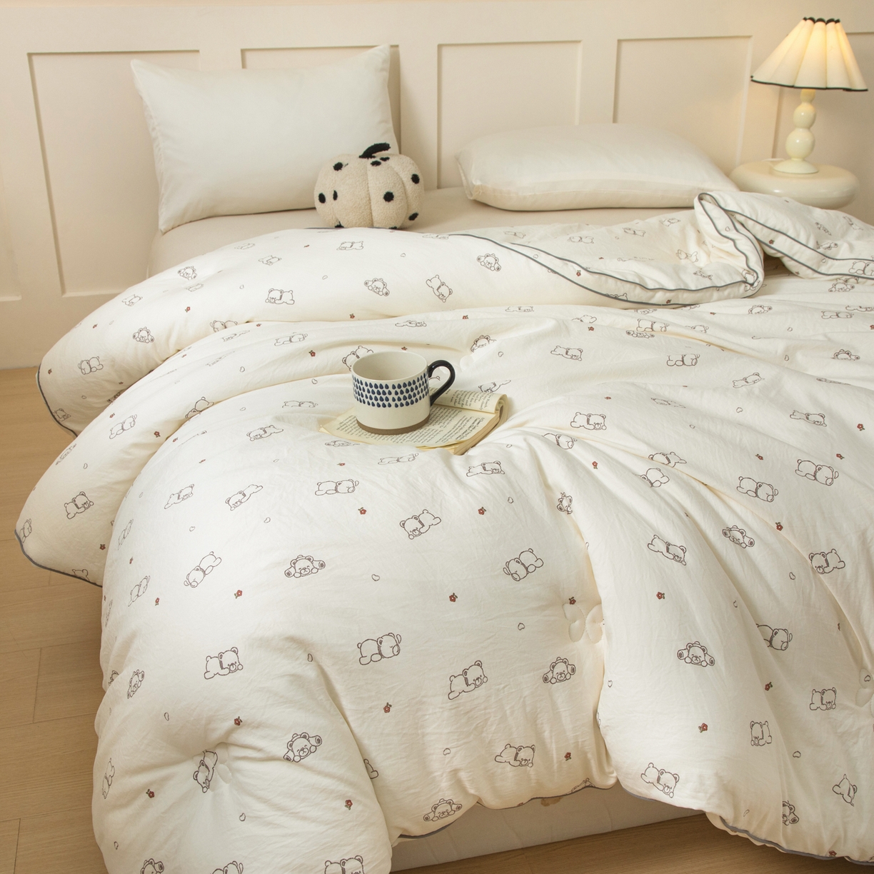 91家纺网 家纺一手货源 找家纺 大世界被王 2025新款亚朵棉立体冬被被子被芯 米趴趴熊
