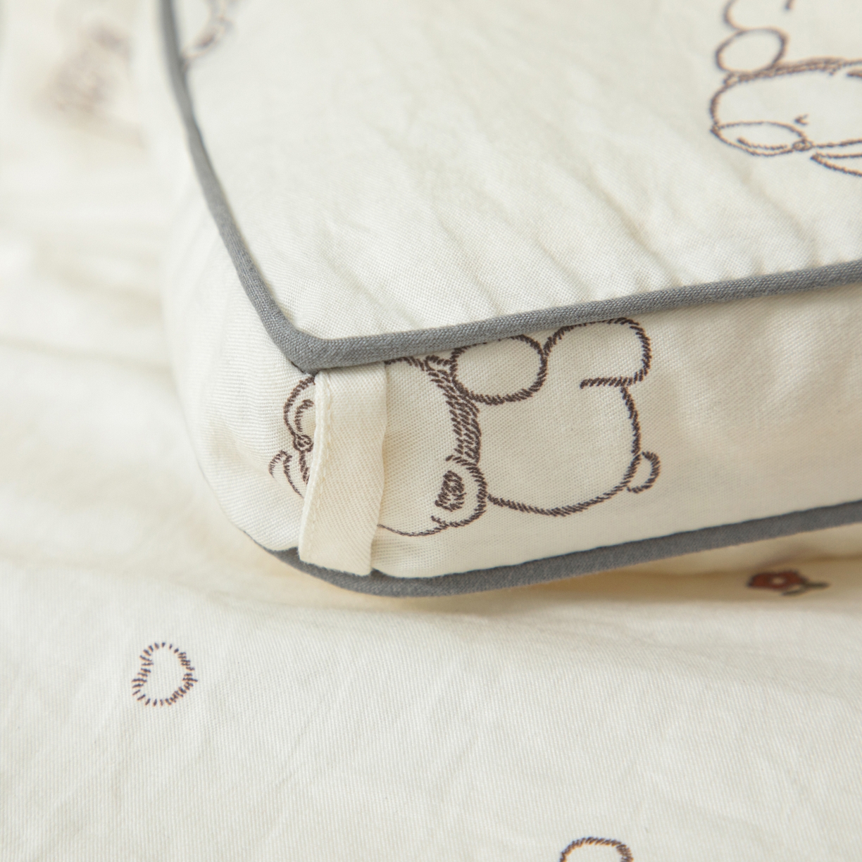 91家纺网 家纺一手货源 找家纺 大世界被王 2025新款亚朵棉立体冬被被子被芯 米趴趴熊