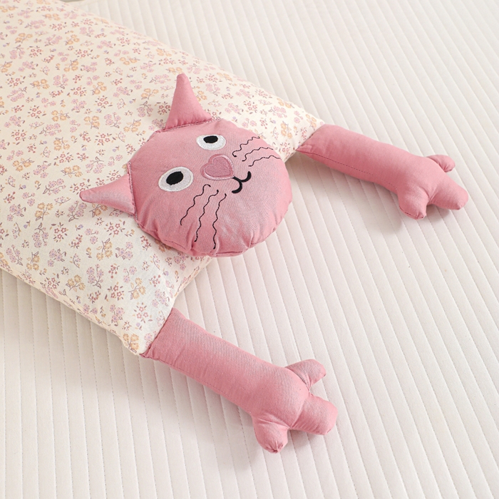 91家纺网 家纺一手货源 找家纺 大熊枕芯 2025新款哇塞猫枕芯荞麦枕羽丝绒枕头枕芯 哇塞猫-粉