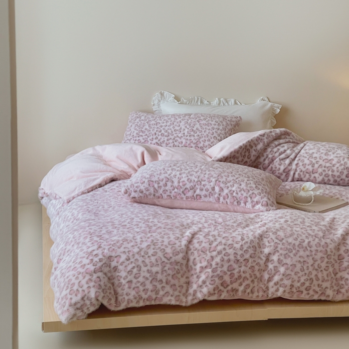 91家纺网 家纺一手货源 找家纺 （总）玛奇朵 2025新款秋冬新品进口仿皮草水貂绒-波斯蜜语系列