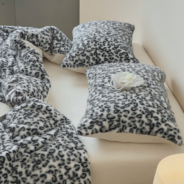 91家纺网 家纺一手货源 找家纺 玛奇朵 2025新款秋冬新品进口仿皮草水貂绒-波斯蜜语系列 波斯蜜语-灰