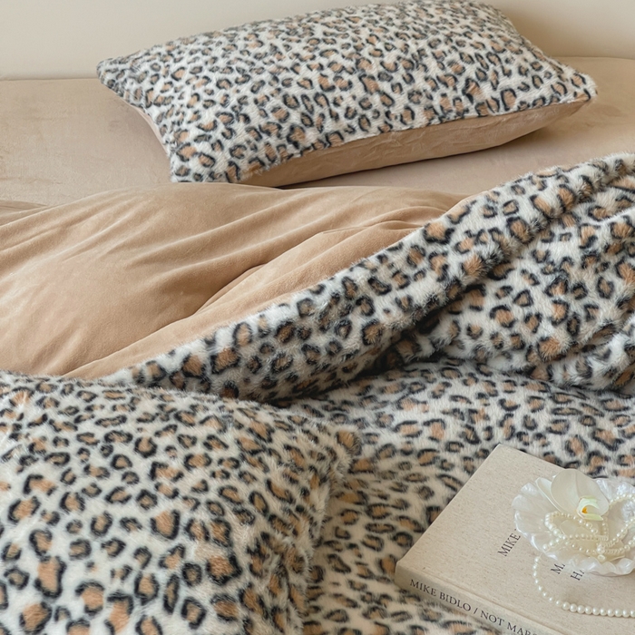 91家纺网 家纺一手货源 找家纺 玛奇朵 2025新款秋冬新品进口仿皮草水貂绒-波斯蜜语系列 波斯蜜语-咖