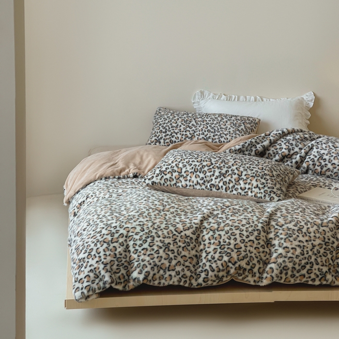 91家纺网 家纺一手货源 找家纺 玛奇朵 2025新款秋冬新品进口仿皮草水貂绒-波斯蜜语系列 波斯蜜语-咖