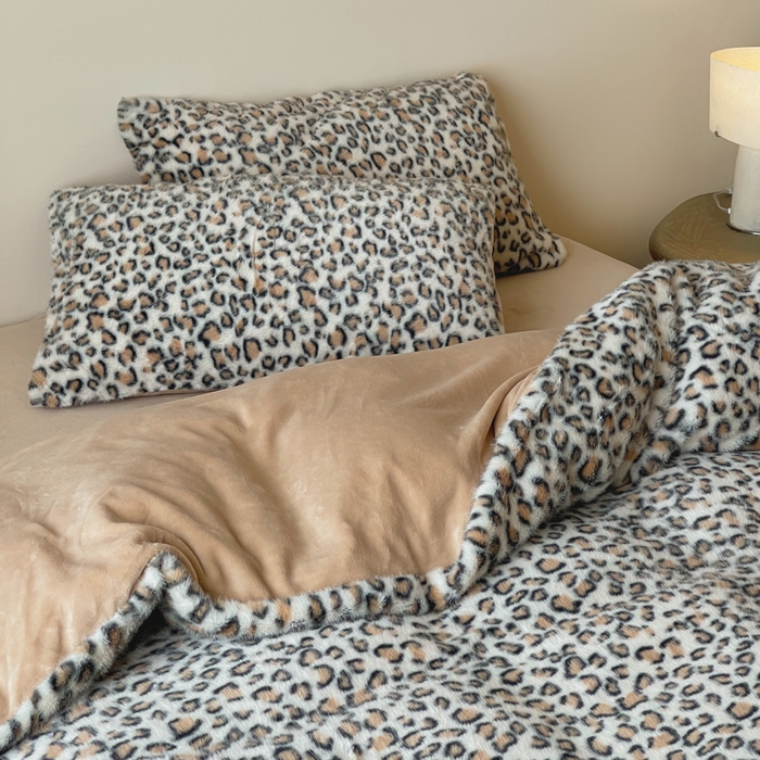 91家纺网 家纺一手货源 找家纺 玛奇朵 2025新款秋冬新品进口仿皮草水貂绒-波斯蜜语系列 波斯蜜语-咖