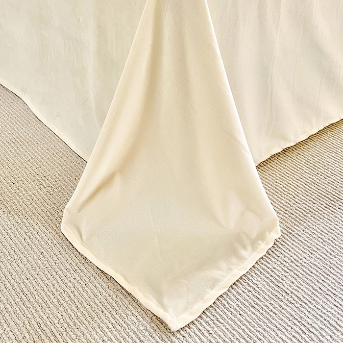 91家纺网 家纺一手货源 找家纺 麦伦家居 2025秋冬新品多功能床品全棉+豆豆绒四件套卡通小清新系列 可爱小兔-米黄