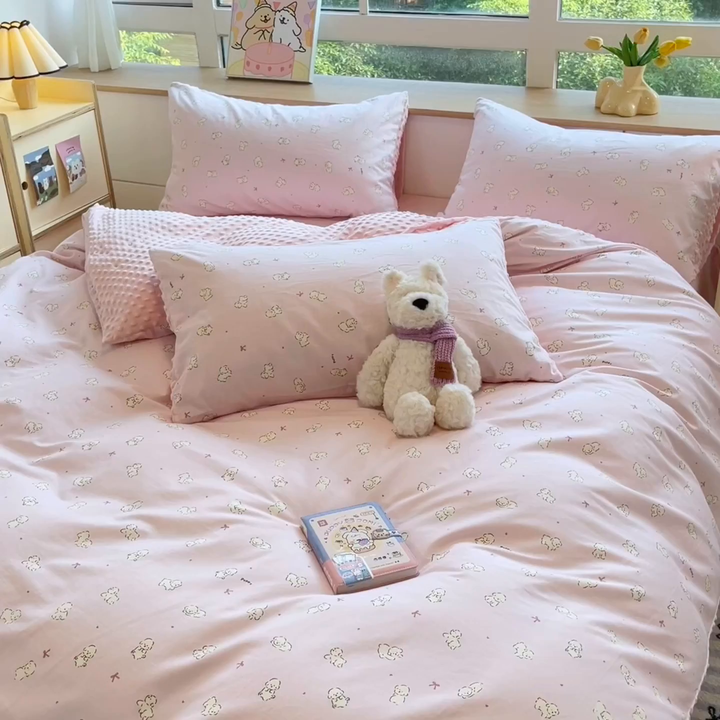 91家纺网 家纺一手货源 找家纺 麦伦家居 2025秋冬新品多功能床品全棉+豆豆绒四件套卡通小清新系列 拾趣爱宠