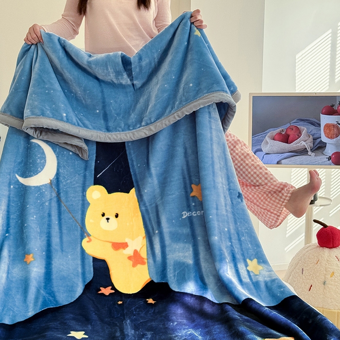 91家纺网 家纺一手货源 找家纺 舒隅家纺 2025新款大版印花云毯毛毯毯子 星月小熊