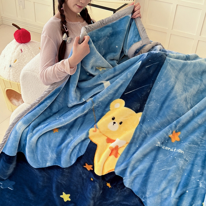 91家纺网 家纺一手货源 找家纺 舒隅家纺 2025新款大版印花云毯毛毯毯子 星月小熊