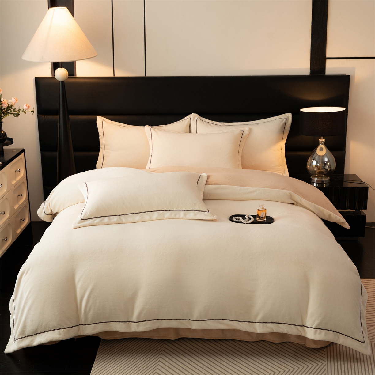 91家纺网 家纺一手货源 找家纺 （总）暖洋家纺 2025新款暖芙绒纯色刺绣款套件四件套