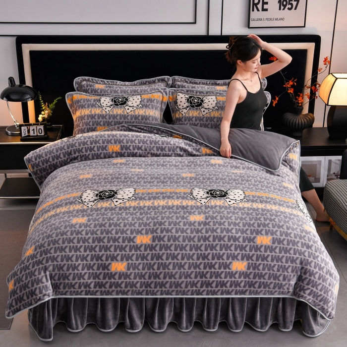 91家纺网 家纺一手货源 找家纺 （总）诺梵家纺 2025新款8斤加厚保暖金貂绒牛奶绒印花四件套