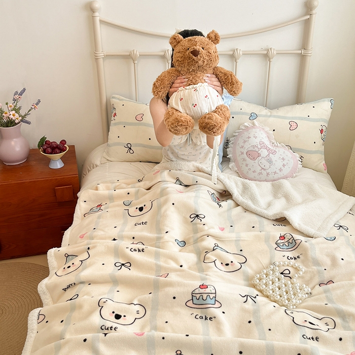 91家纺网 家纺一手货源 找家纺 （总）红嘴企鹅 2025新款A类ins风卡通可爱加厚牛奶绒羊羔绒毛毯毯子办公室沙发儿童空调盖毯午休毯