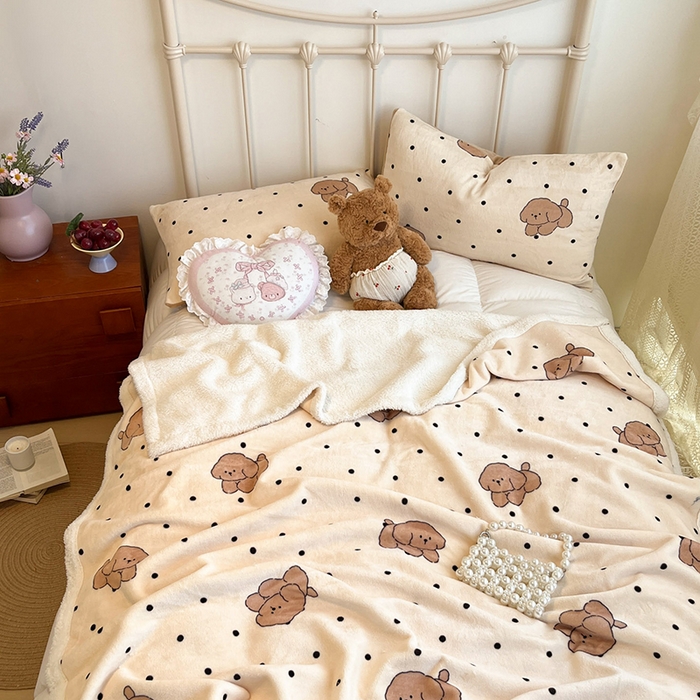 91家纺网 家纺一手货源 找家纺 红嘴企鹅 2025新款A类ins风卡通可爱加厚牛奶绒羊羔绒毛毯毯子办公室沙发儿童空调盖毯午休毯 波点狗