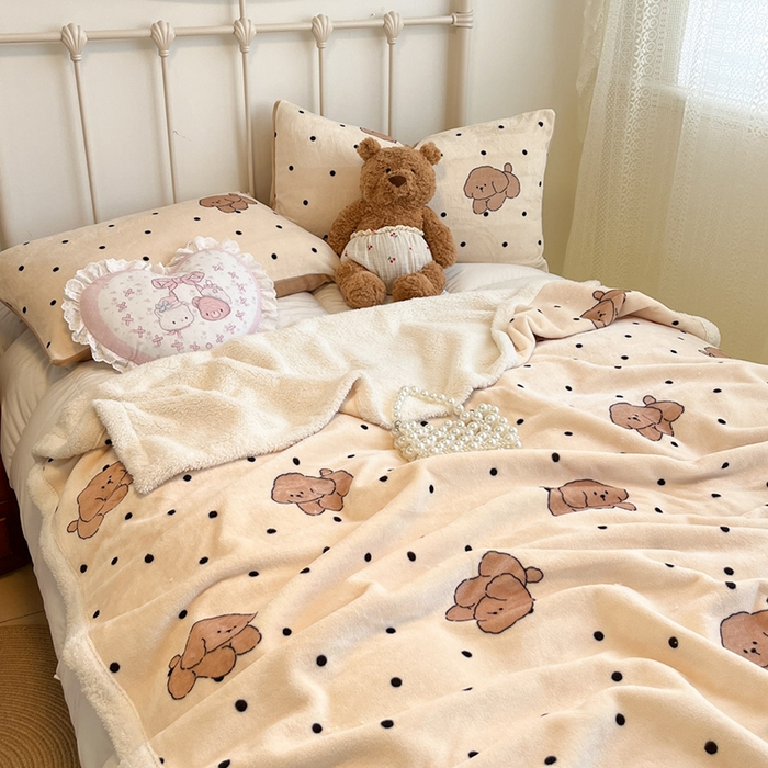 91家纺网 家纺一手货源 找家纺 红嘴企鹅 2025新款A类ins风卡通可爱加厚牛奶绒羊羔绒毛毯毯子办公室沙发儿童空调盖毯午休毯 波点狗