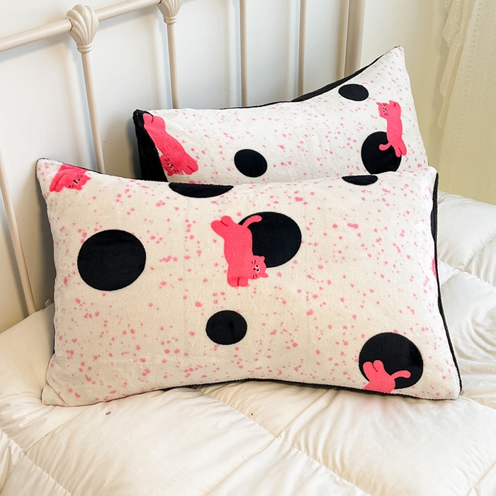 91家纺网 家纺一手货源 找家纺 红嘴企鹅 2025新款A类ins风卡通可爱加厚牛奶绒羊羔绒毛毯毯子办公室沙发儿童空调盖毯午休毯 波点猫